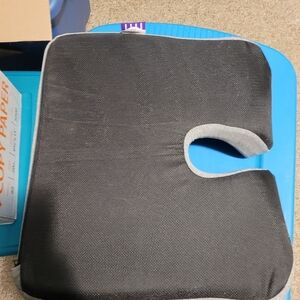 Cushion lab seat cushion